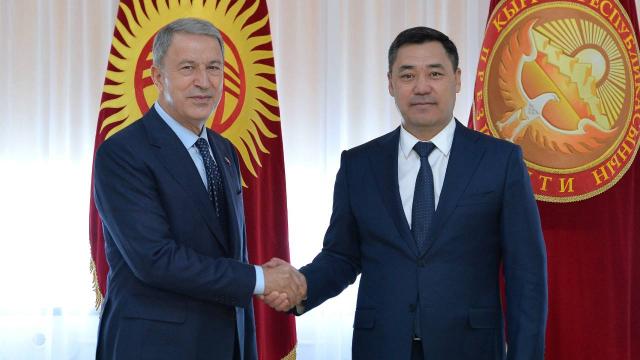 Milli Savunma Bakanı Hulusi Akar Kırgızistan’da