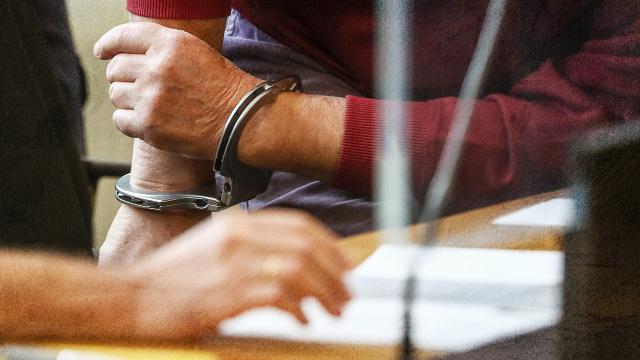Türkiye FETÖ’cülerin peşini yurt dışında da bırakmıyor