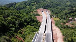Karadeniz Sahil Yolu Projesi: Yapımı tamamlanan tüneller hizmete açılıyor