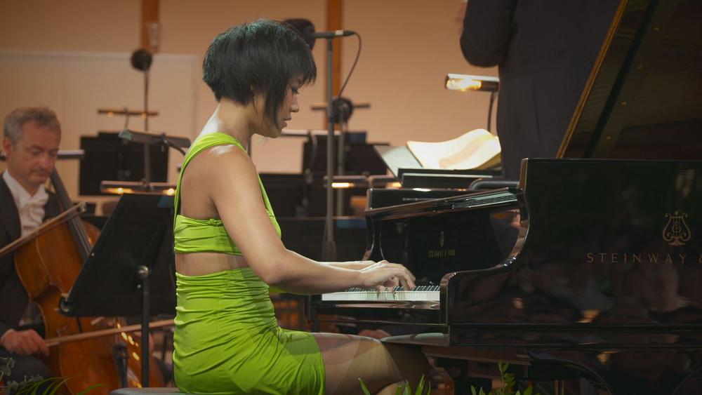 Huzursuz, kasvetli ve dramatik: Mozart’ın 20’nci konçertosu Wang’ın piyanosuyla Riga’da yankılandı