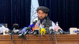 Taliban Sözcüsü: İçte ve dışta düşman istemiyoruz
