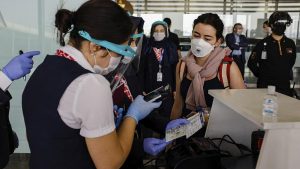 İngiltere’nin Türkiye’yi kırmızı listeden çıkararak, seyahat kısıtlamalarını hafifletmesi bekleniyor