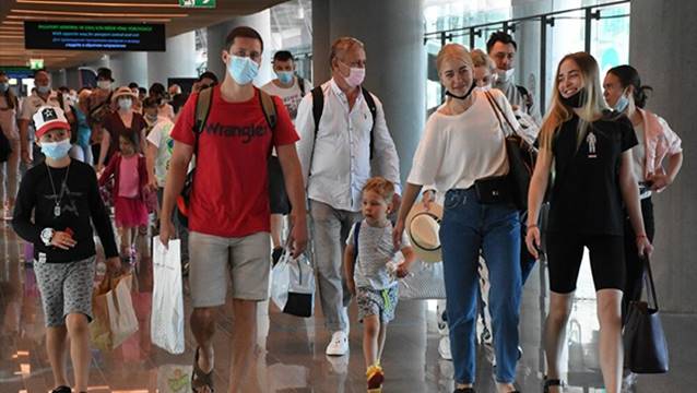 Antalya’ya saat başına kaç Rus turist geliyor!