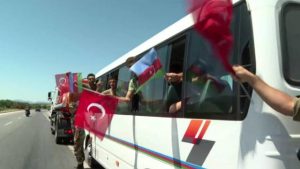 Azerbaycan’dan Türkiye’ye destek: 220 itfaiye eri daha geldi