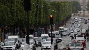 Paris’te hız sınırı 30 kilometreyle sınırlandırıldı