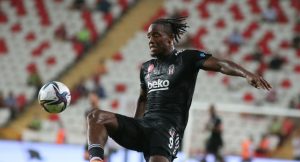 Beşiktaş’tan Batshuayi ve Larin açıklaması