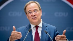 Armin Laschet başbakanlık mücadelesini bırakmıyor