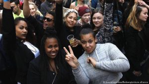 Almanya seçimleri: Göçmen kökenliler hangi partiye oy veriyor?