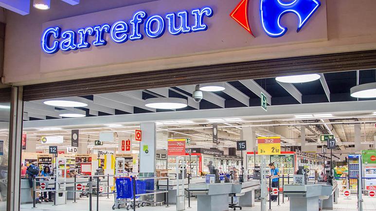 Brüksel’de süpermarketlerde Covid-19 aşısı uygulanmaya başladı