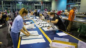 Almanya sandığa gitti: SPD seçimi birinci sırada tamamladı