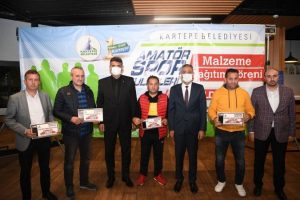 Kocaeli Kartepe’de Kocaman’dan Amatör spor klüblerine büyük destek