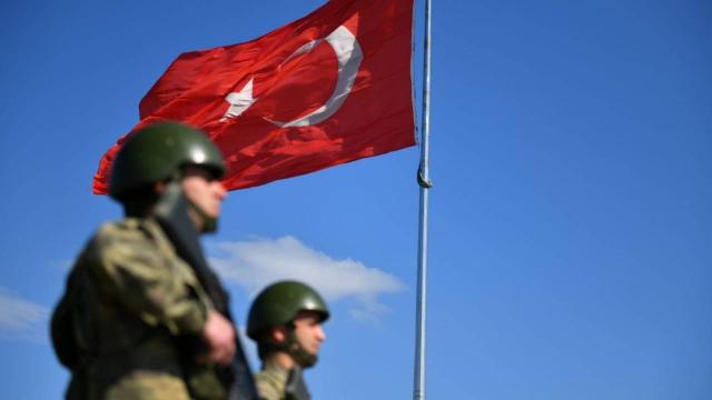 DEAŞ mensubu 3 kişi Suriye sınırında yakalandı