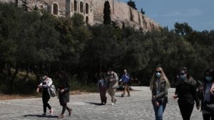 Yunanistan aşısızlara yeni kısıtlamalar getiriyor