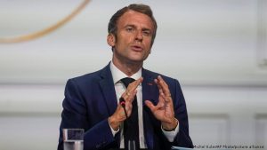 Macron: G20 Taliban’ı tanımanın bedeli konusunda net olmalı