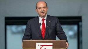 Ersin Tatar’dan “1960 Kıbrıs Cumhuriyeti’ne dönelim” çağrısına ret