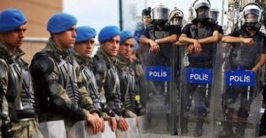 Türkiye’de AB tarafından yapılan ankette, vatandaşın kolluk personeline güveni, 2015 yılına göre yüzde 20 arttı