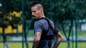 Hamsik Fenerbahçe maçında riske edilmeyecek