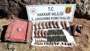 Hakkari’de terör operasyonunda çok sayıda mühimmat ele geçirildi