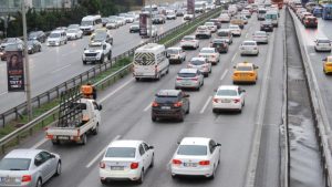 İstanbul’da trafik yoğunluğu yaşanıyor