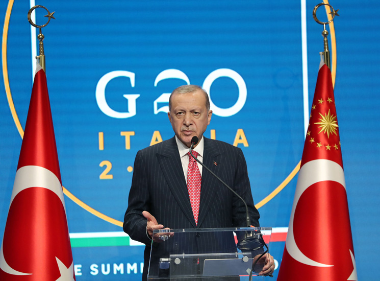 “Millî gelire göre dünyanın en fazla insani ve kalkınma yardımı yapan ülkelerinden biriyiz”