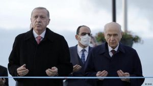 İktidar erken seçimden kaçabilecek mi?