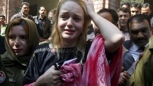 Pakistan’da uyuşturucu kaçakçılığından mahkum olan Çek manken beraat etti