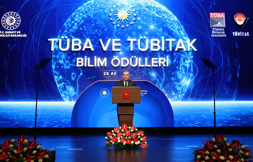 “Teknolojik bağımsızlığın siyasi bağımsızlığın teminatı olduğunu bilerek çalışmaya devam edeceğiz”