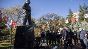 Kırgız yazar Cengiz Aytmatov doğumunun 93. yılında Ankara’da anıldı