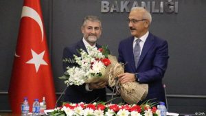 “Seçmenin gözü bakanda değil enflasyonda”