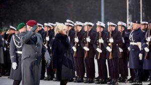 Lambrecht Rusya’ya daha sert yaptırımlardan yana