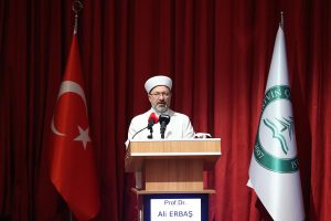 Diyanet İşleri Başkanı Prof. Dr. Ali Erbaş, “İlimde ölçümüz, insanlara faydalı olmaktır”