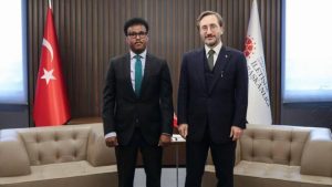 İletişim Başkanı Altun, Somali Cumhurbaşkanlığı İletişim Ofisi Başkanı Hashi ile görüştü