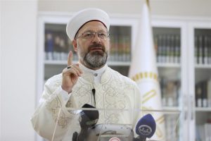 Prof. Dr. Ali Erbaş, “Mabedlere gösterilen saygısızca tutum asla kabul edilemez”