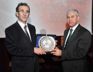 Edebiyat hayatın içinde bir şey olmaktan çıktı