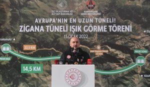 Ulaştırma ve Altyapı Bakanı Karaismailoğlu: Avrupa’nın en uzun tüneli Zigana’da ışık göründü