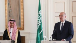 Yunanistan Dışişleri Bakanı Dendias’tan Suudi mevkidaşına Türkiye şikayeti: ‘Yunanistan savaş tehdidi altında’