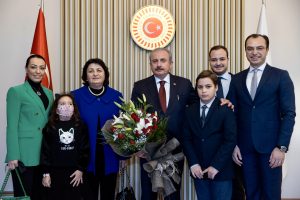 TBMM Başkanı Şentop, Batı Trakya Türklerinin savunucusu merhum Dr. Sadık Ahmet’in ailesini kabul etti