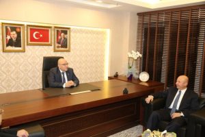 Kocasinan Belediye Başkanı Ahmet Çolakbayrakdar,  “Bizlerde AK Parti ailesinin bir parçası olarak hep beraber şehrimiz ve ülkemiz için çalışmaya gayret edeceğiz.”