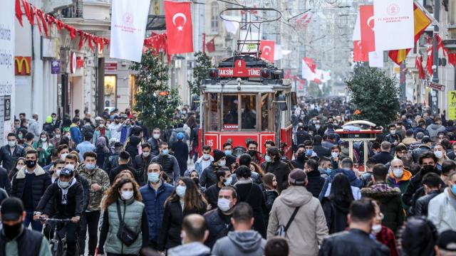 İstanbul’da günlük vakalar 20 binin altına indi