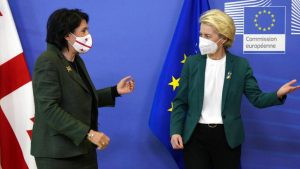 Ukrayna’nın ardından Gürcistan AB’ye hızlı katılım için başvuruyor