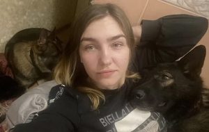 “Yaşadığım kent bombalanıyor ama Moskova’da yaşayan annem bana inanmıyor”