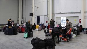 Ukrayna’dan tahliye edilen Türk vatandaşlarının sayısı 12 bin 306 oldu