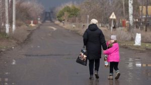 Mariupol’deki Türkler için savunma bakanlıklarının temasları sürüyor