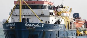 Akdeniz’de 200’den fazla göçmen kurtarıldı