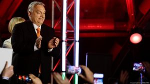 Macaristan’da böyle devam edemez