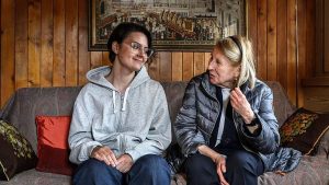 Tolstoy’un İsviçre’de yaşayan torununun kızı, evini Ukraynalı mültecilere açtı