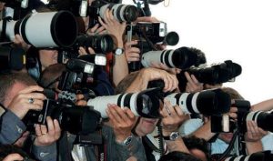 Gazetecilerin yeni kuralı kendi mahallesine hoş görünmek mi?