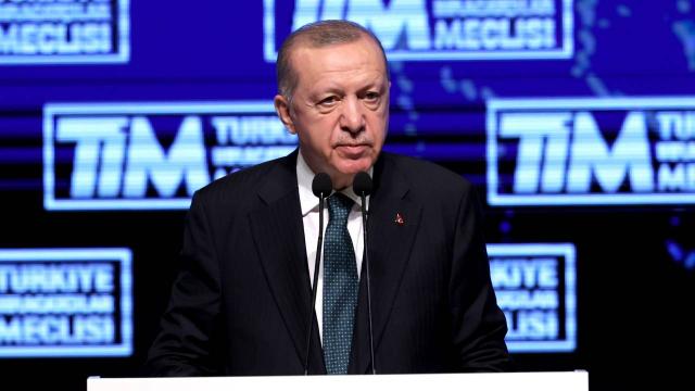 Cumhurbaşkanı Erdoğan,”Üretim ve ihracat yolunda adım atan herkesin yanındayız”
