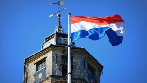 Hollanda hükümeti kelime oyunu ile ırkçılık suçlamasını örtbas etmek istiyor…