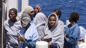 Lampedusa Adası’ndaki göçmen dramı tepki çekiyor